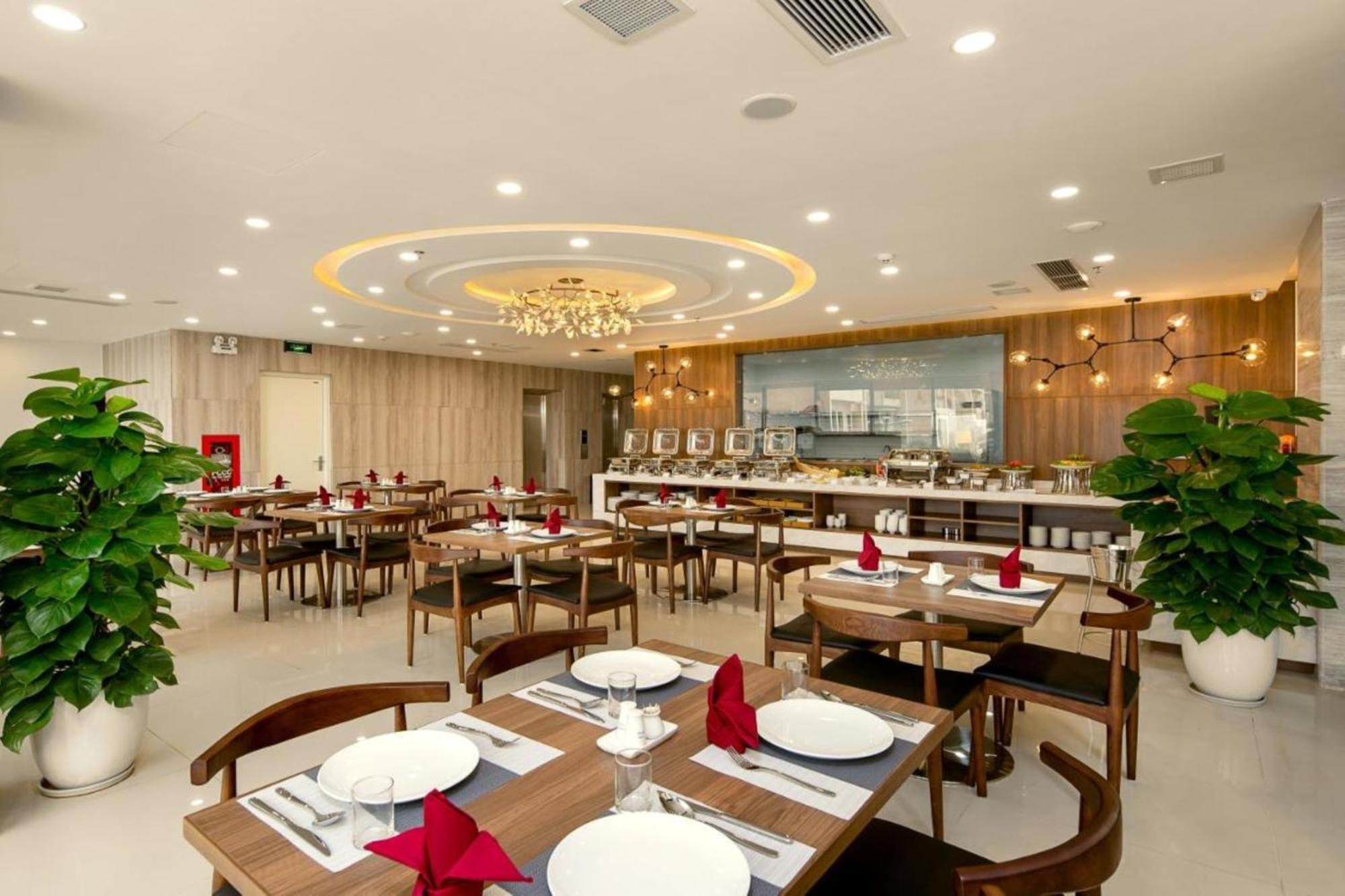 Amunra Ocean Hotel Da Nang Bagian luar foto